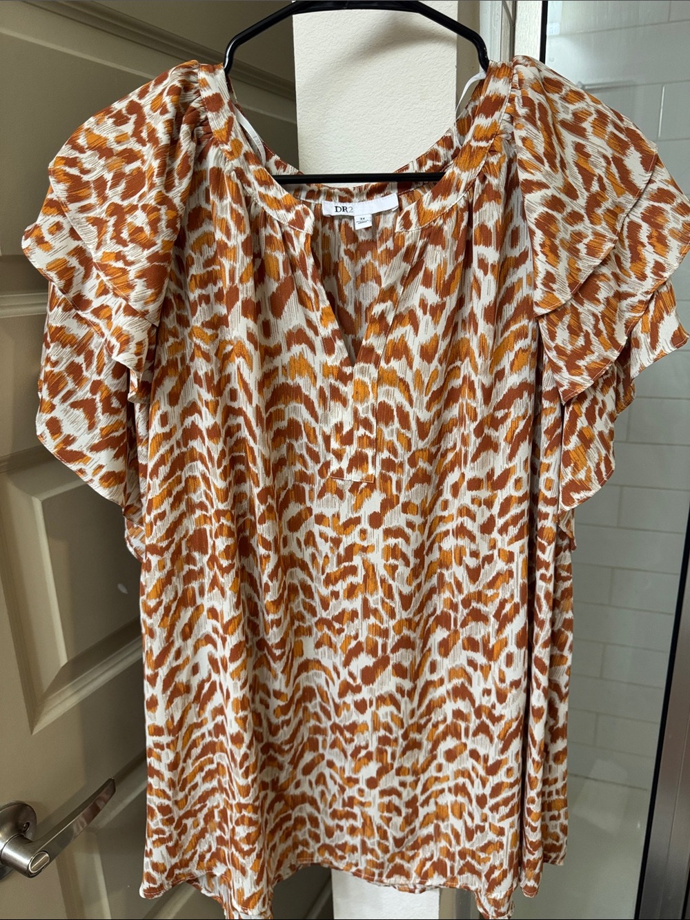 DR2 Rust and White Ruffle Sleeve Printed Blouse